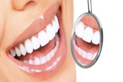 Popravka zuba belom plombom ili zamena sive plombe belom ili ultrazvučno uklanjanje kamenca+poliranje zuba ili zalivanje fisura kod dece - Izaberite jednu stomatološku uslugu za samo 390 din!
