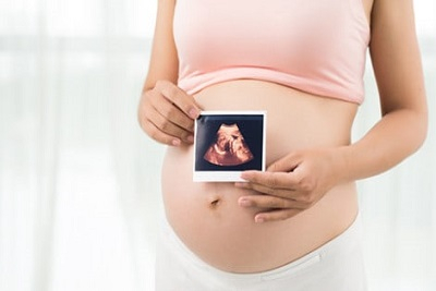  4D ultrazvučni pregled i ekspertski ultrazvuk sa biometrijom i kolor doplerom za trudnice između 22. i 28. nedelja trudnoće. Popust